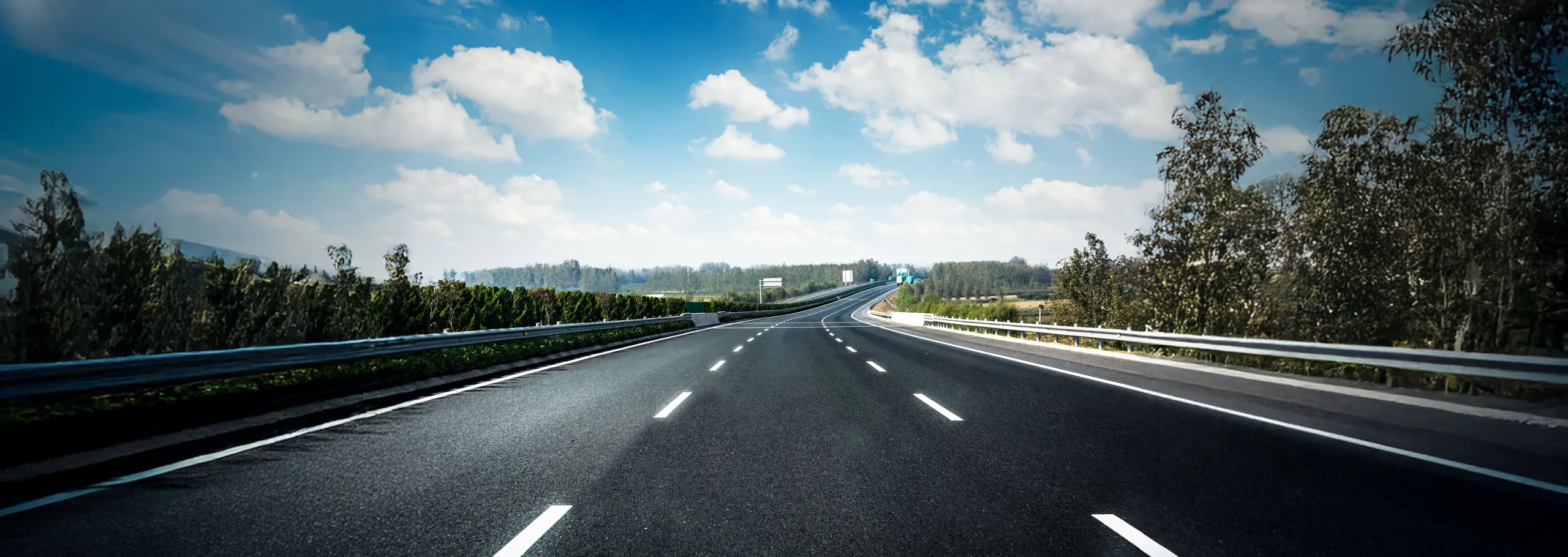 ¿Se puede circular por la M-40 sin pegatina?