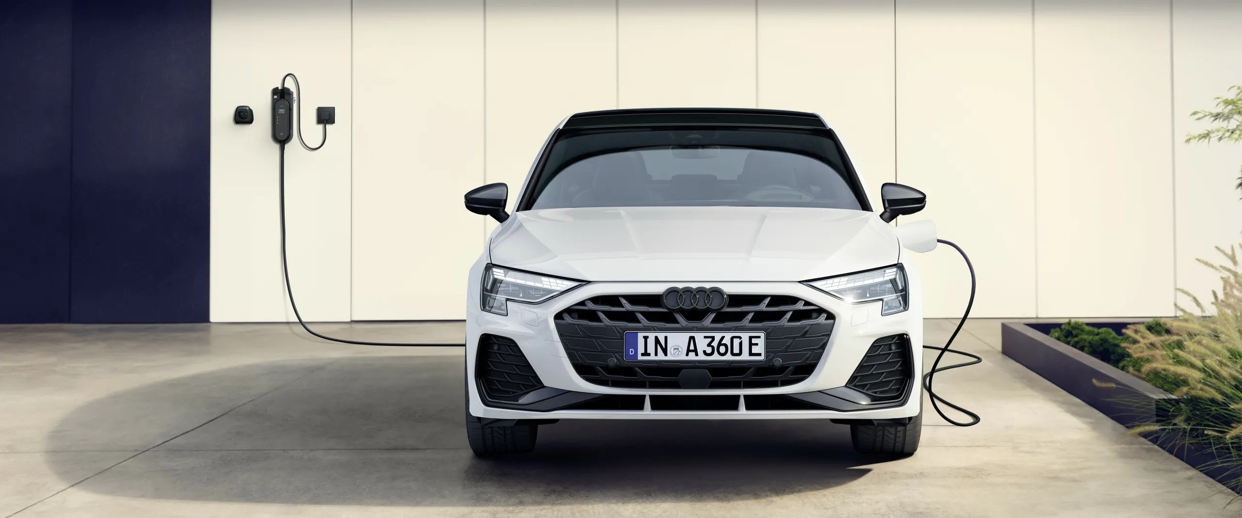Los coches híbridos enchufables con más autonomía