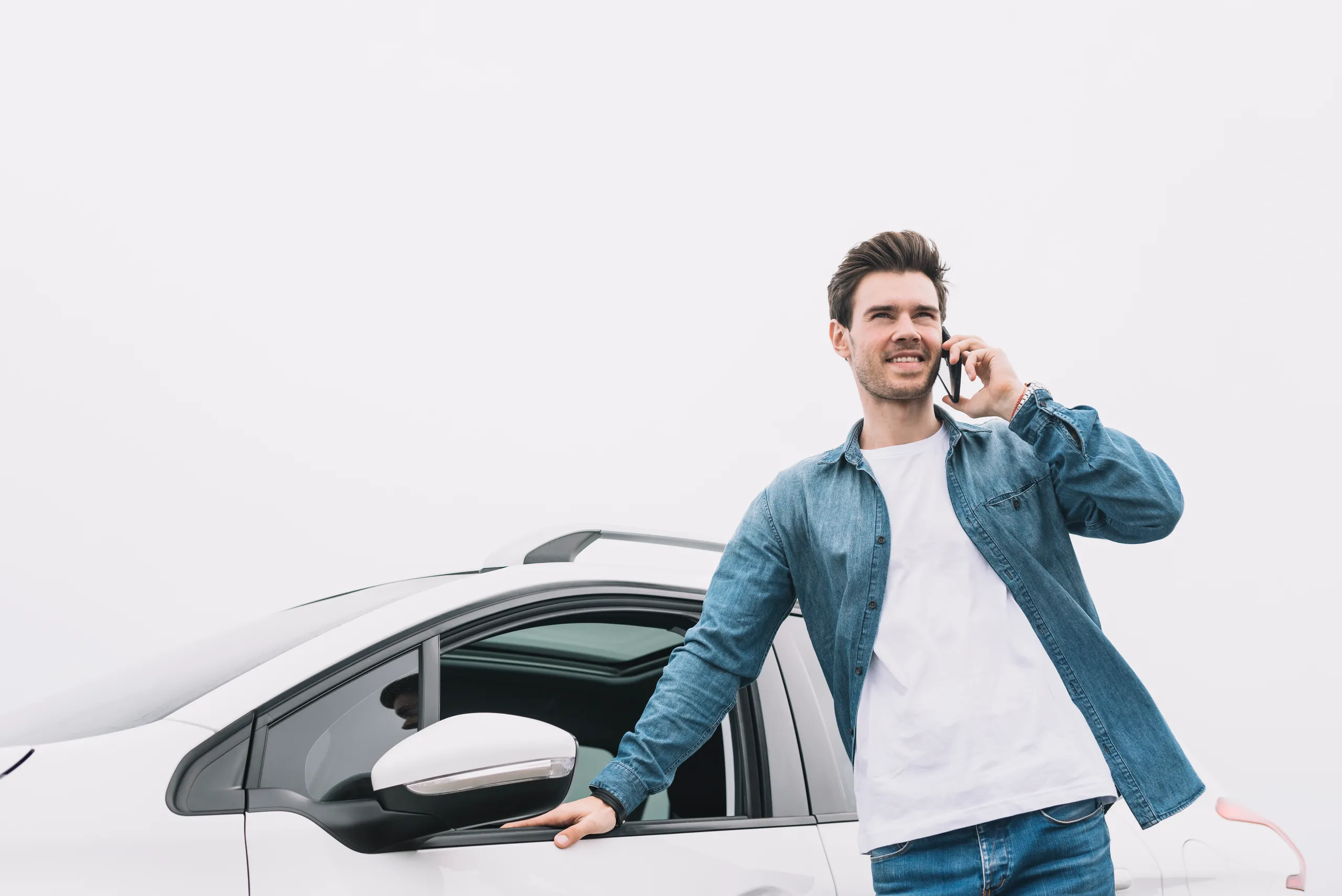 Carplus responde: mido 2 metros, ¿qué coche me compro?